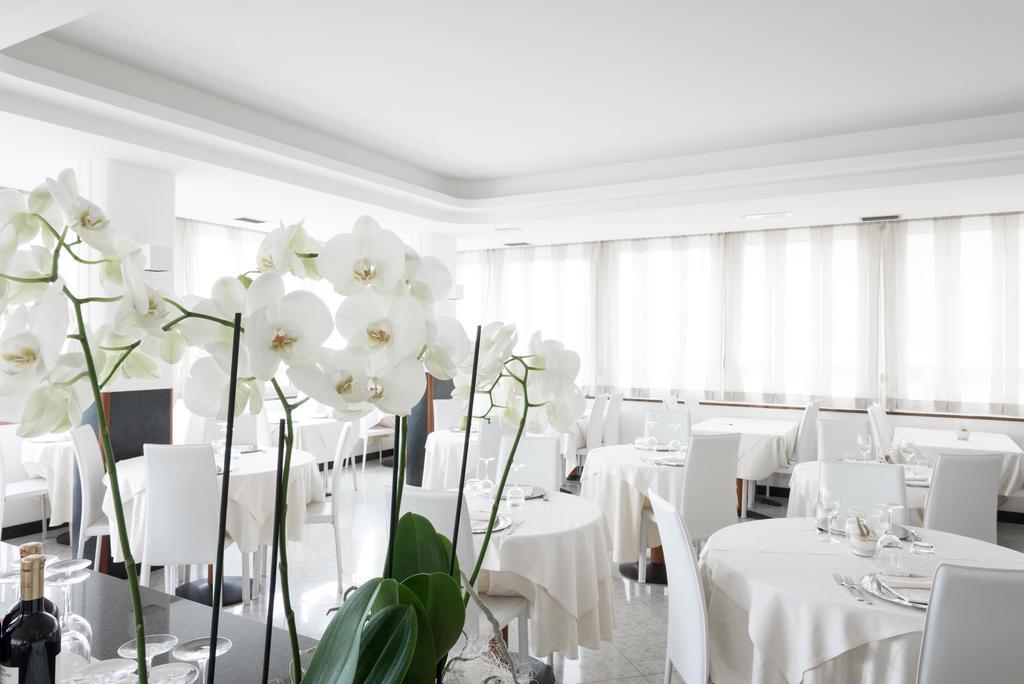 Commodore Hotel Cervia